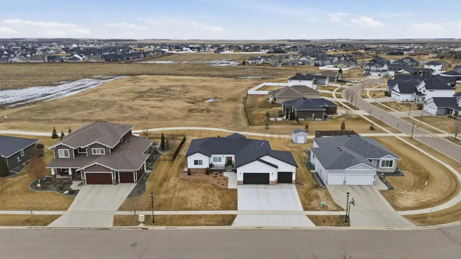 4810 Lilac Drive, West Fargo, ND 58078 - #2