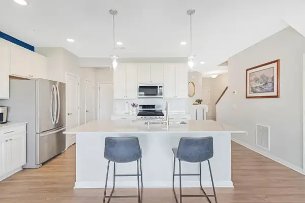 9541 4th Street N, Lake Elmo, MN 55042