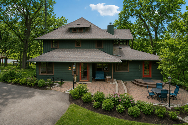 15 2nd Avenue Sw, Oronoco, MN 55960