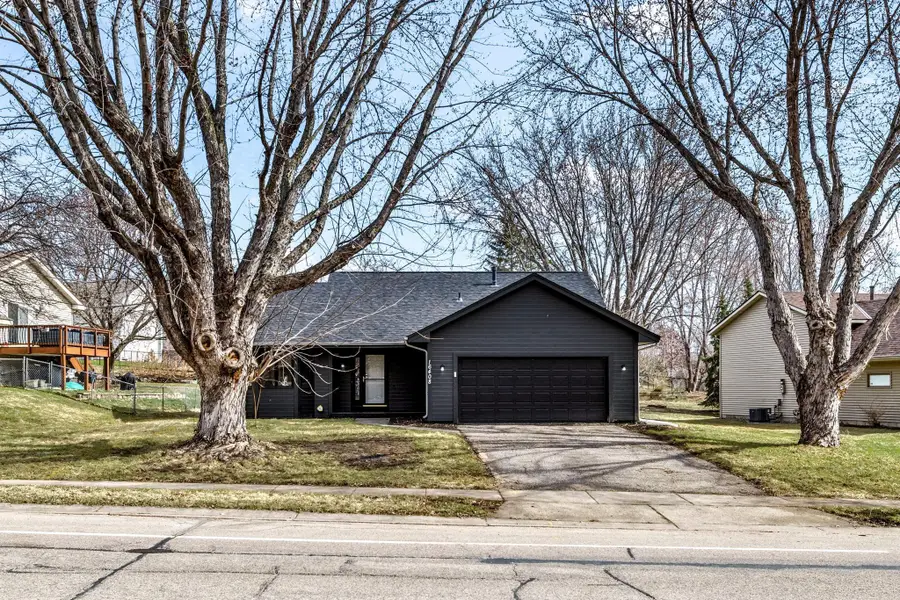 16408 Griffon Trail, Lakeville, MN 55044 - #2