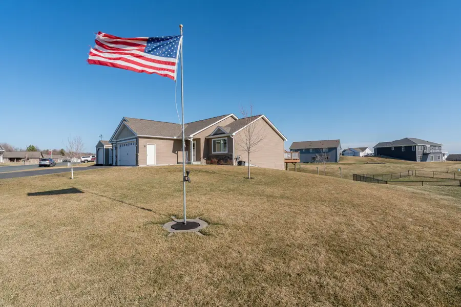 1000 Mulberry Avenue Ne, Montgomery, MN 56069 - #2