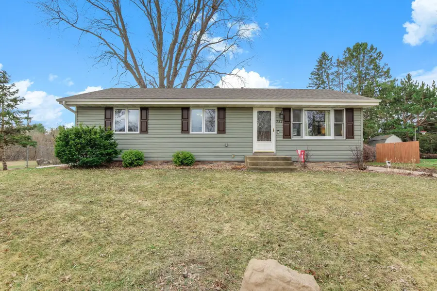 732 Vicky Lane, Circle Pines, MN 55014 - #2