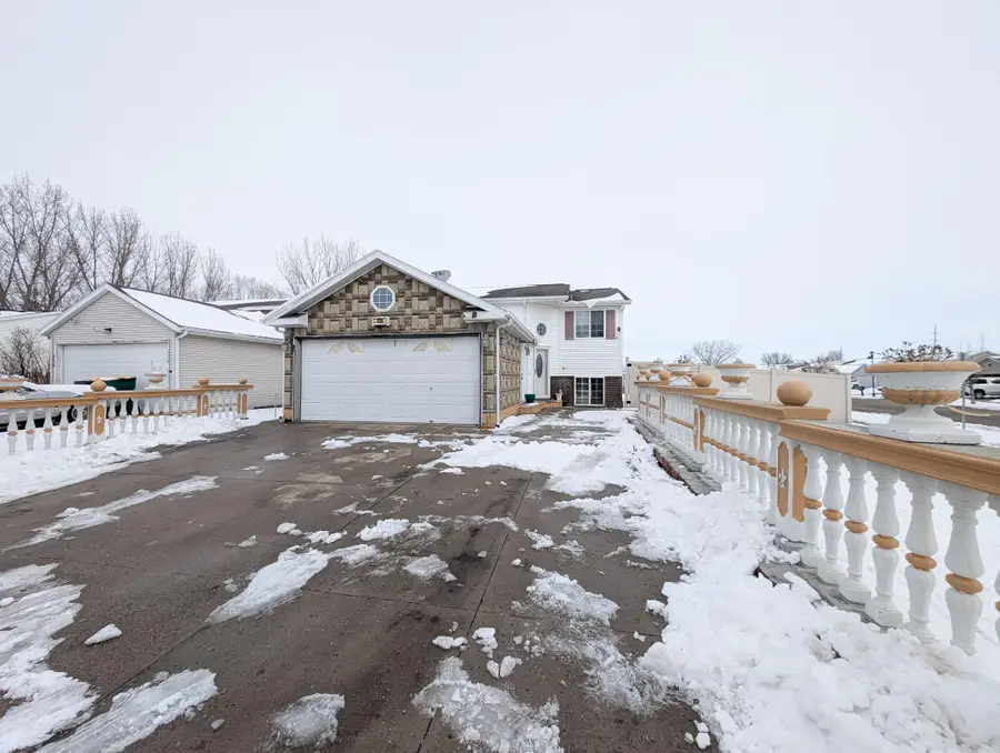 238 Pinewood Boulevard, West Fargo, ND 58078 - #3