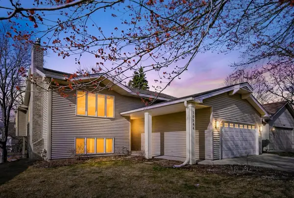 10544 Lee Drive, Eden Prairie, MN 55347