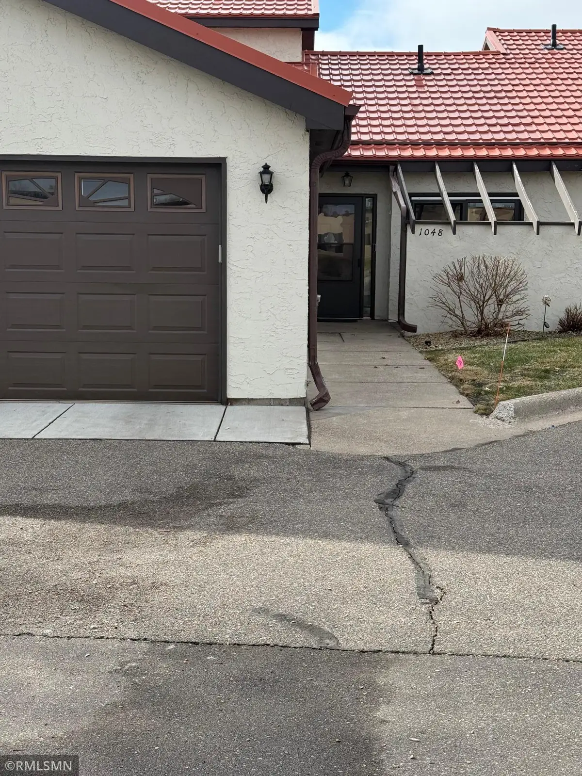 1048 109th Avenue Ne, Blaine, MN 55434 - #1