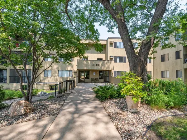 4101 Parklawn Avenue #130, Edina, MN 55435