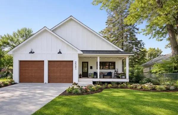 2241 8th Street, Saint Paul, MN 55110