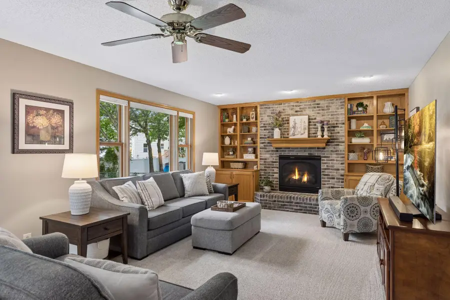 5933 Bayberry Drive, Saint Paul, MN 55110 - #2
