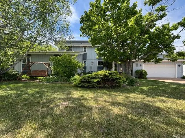 333 5th Avenue Ne, Chisholm, MN 55719 - #1