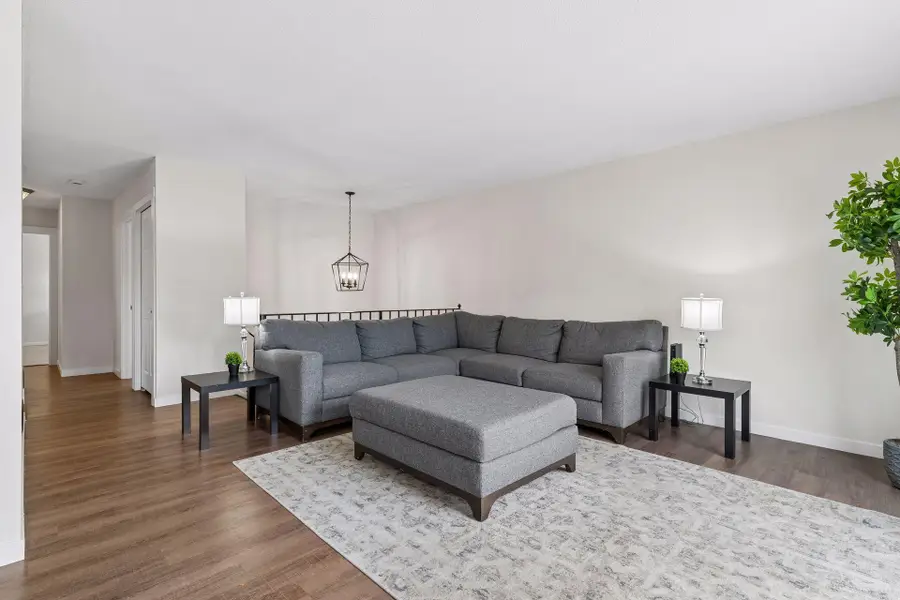 3553 Avon Drive, Woodbury, MN 55125 - #3