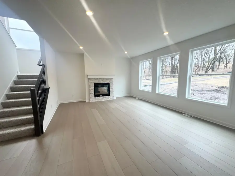 2584 Aspen Court, Shakopee, MN 55379 - #3