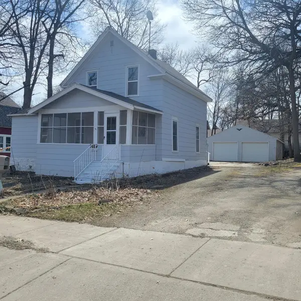 120 4th Avenue Ne, Waseca, MN 56093