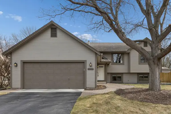 8444 Underwood Lane N, Maple Grove, MN 55369