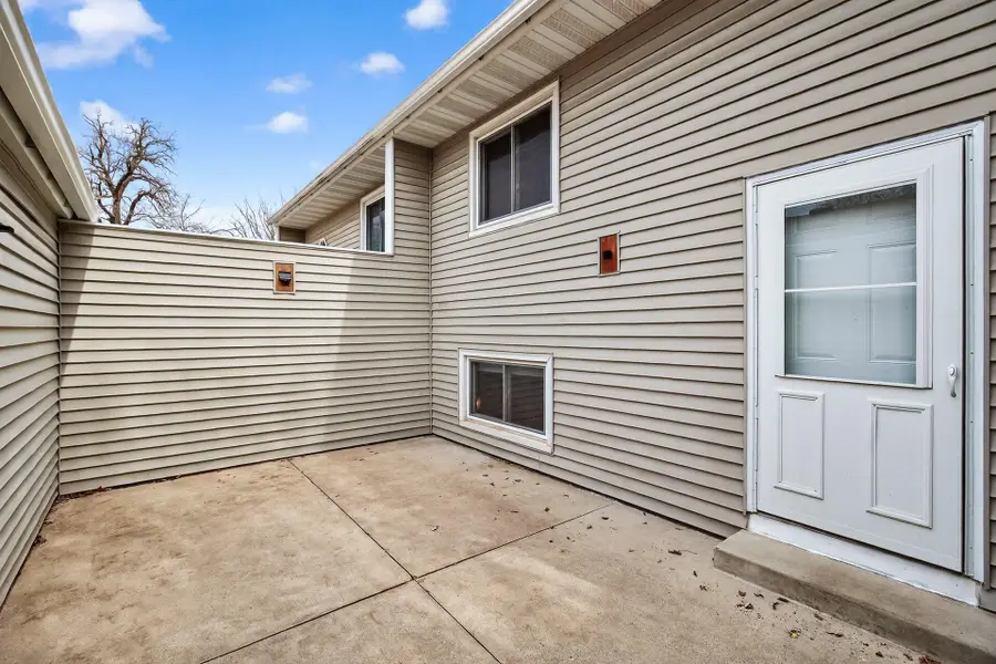 7023 146th Street Court, Apple Valley, MN 55124 - #2