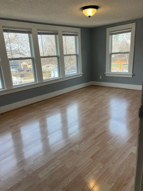 780 Dodd Road, Saint Paul, MN 55118