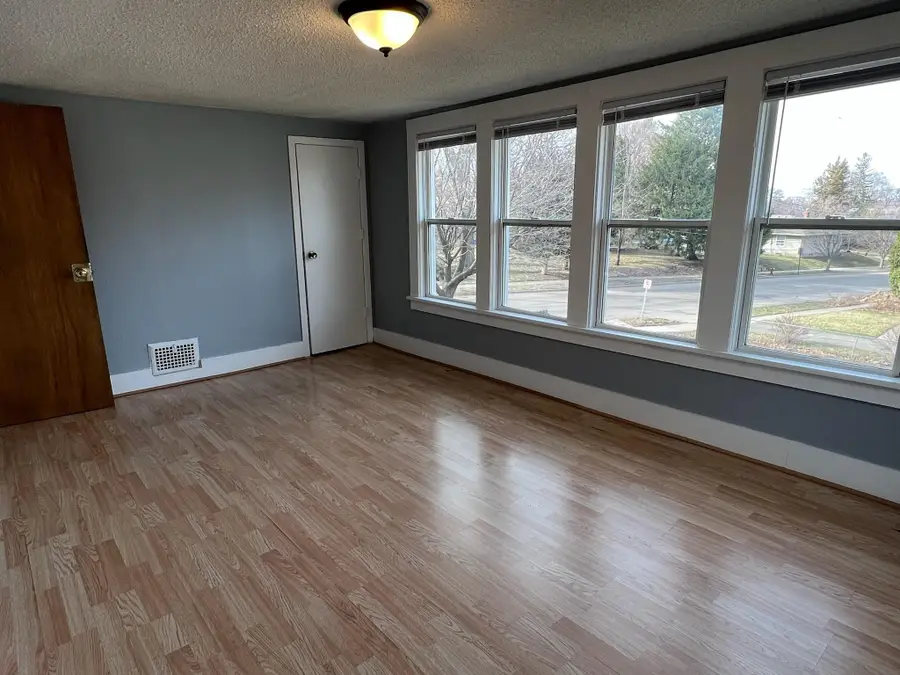 780 Dodd Road, Saint Paul, MN 55118 - #2