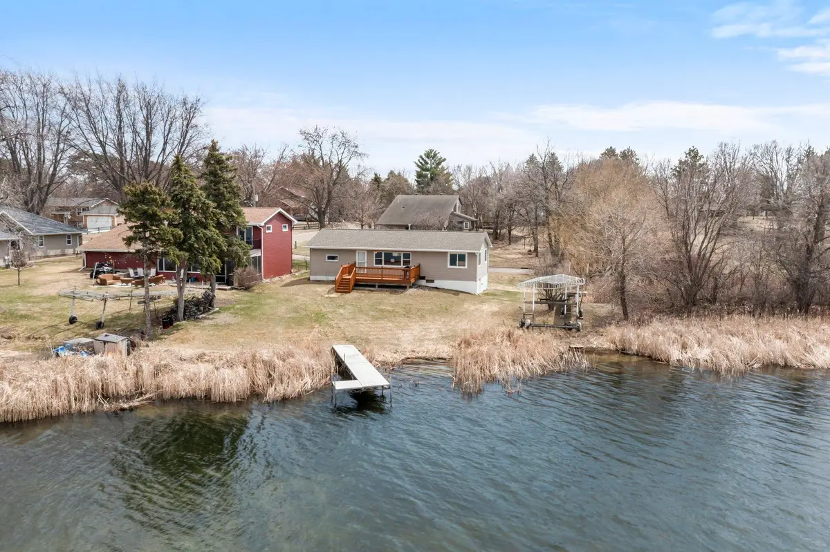 524 Lakeshore Circle, Annandale, MN 55302 - #1