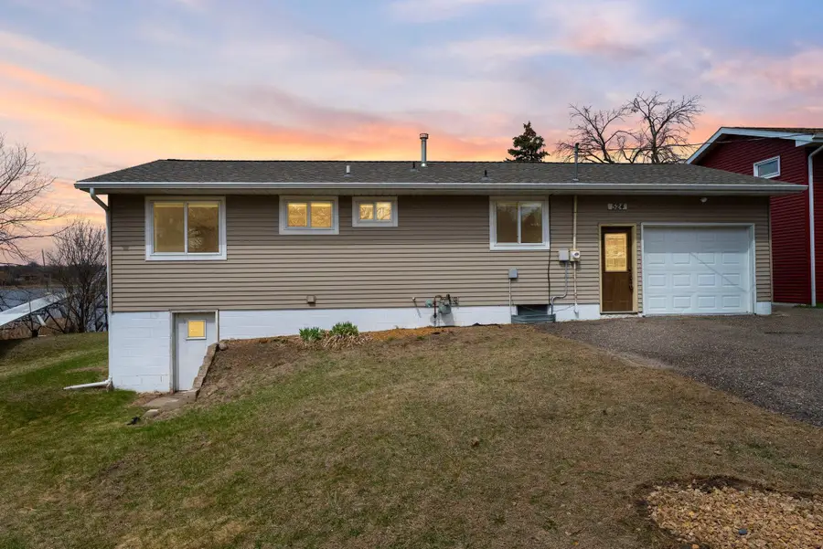 524 Lakeshore Circle, Annandale, MN 55302 - #2