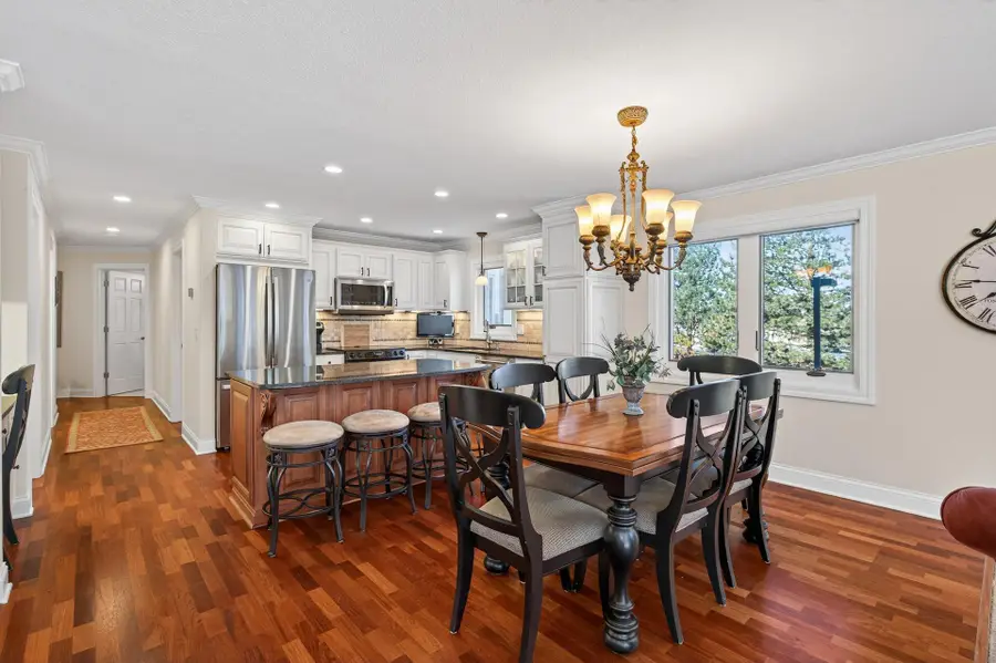 2670 Commerce Boulevard #202, Mound, MN 55364 - #2