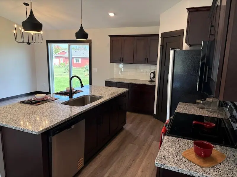 320 Stoneridge Lane Ne, Owatonna, MN 55060 - #3