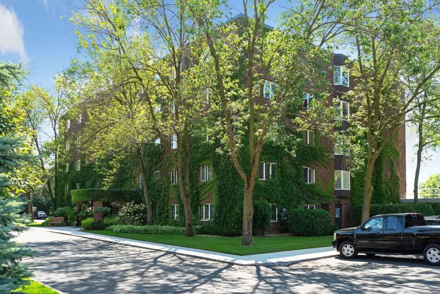 540 Indian Mound Street #1A, Wayzata, MN 55391 - #2