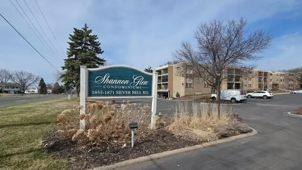 1855 Silver Bell Road #321, Saint Paul, MN 55122