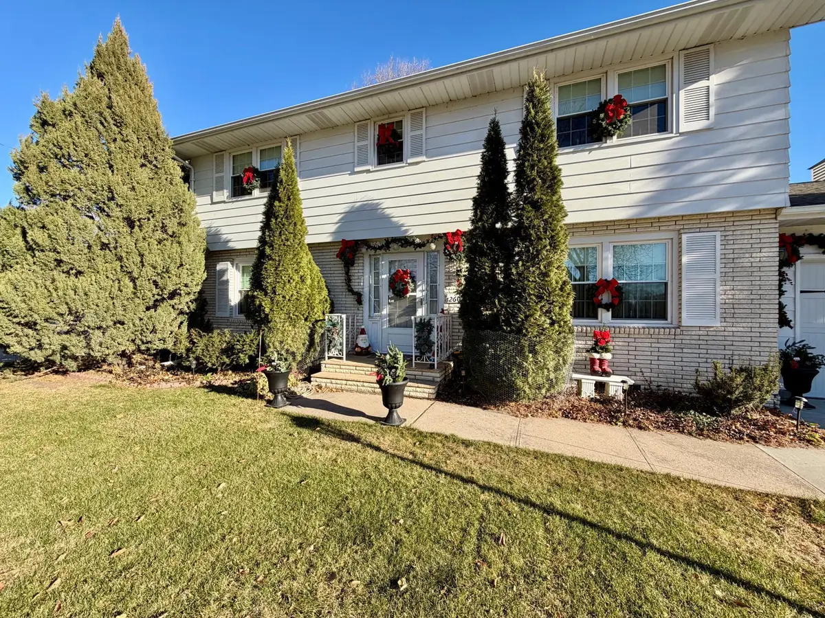 2602 Rivershore Drive, Moorhead, MN 56560 - #1