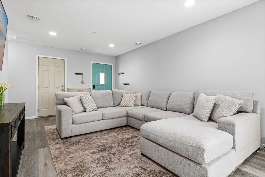 1163 Norton Avenue Ne, Fridley, MN 55432 - #3