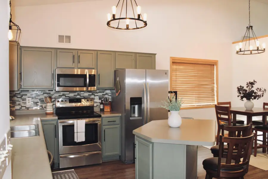 3281 Orchard Avenue Ne, Sauk Rapids, MN 56379 - #3