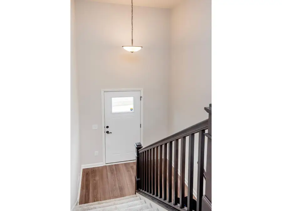 2217 Gateway Hill Road, North Saint Paul, MN 55109 - #3