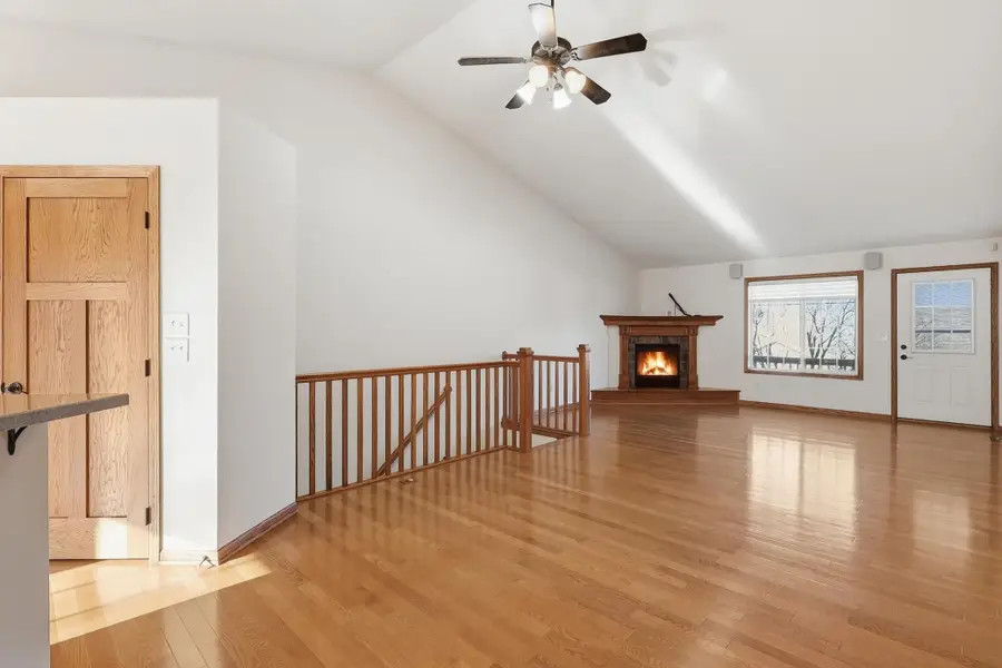 1554 Lincoln Park Drive, South Saint Paul, MN 55075 - #2