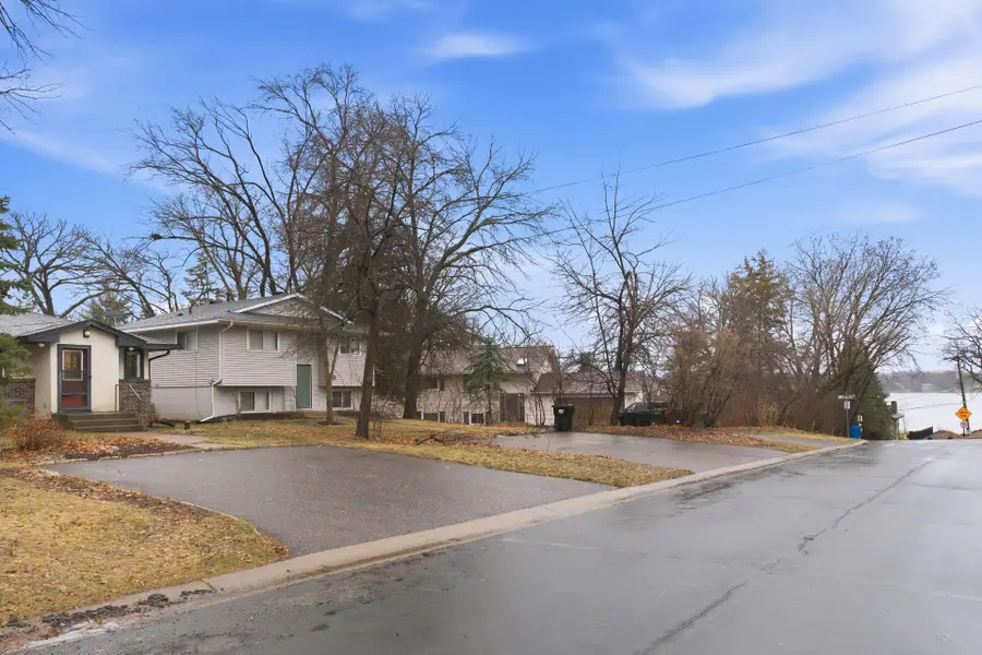 688 Birch Lane S, Saint Paul, MN 55126 - #2