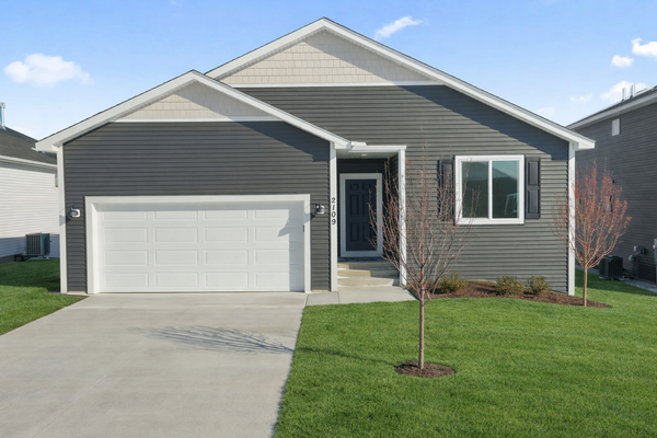 2109 Westpointe Drive, Hastings, MN 55033