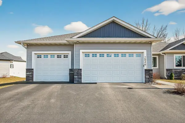 2046 162nd Avenue Ne, Andover, MN 55304