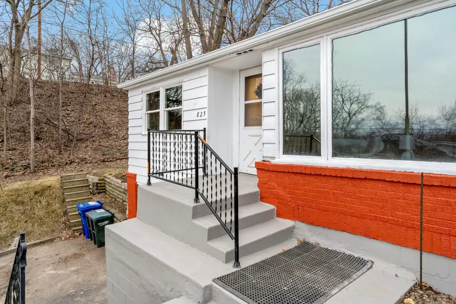 825 Kansas Avenue, Saint Paul, MN 55107 - #2