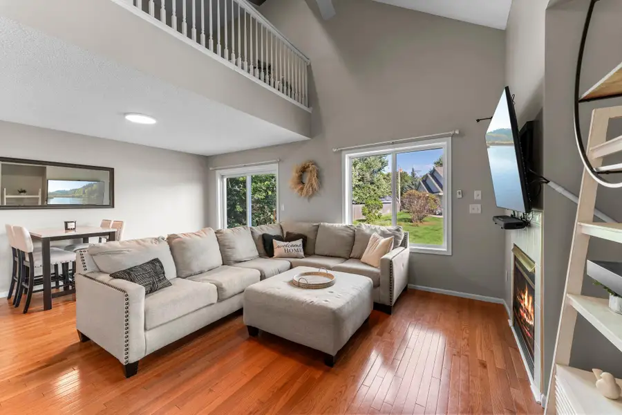 291 Appleblossom Lane E, Shakopee, MN 55379 - #3