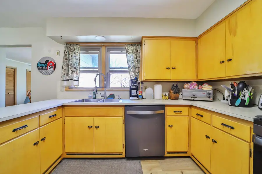 230 4th Avenue Se, Aitkin, MN 56431 - #3