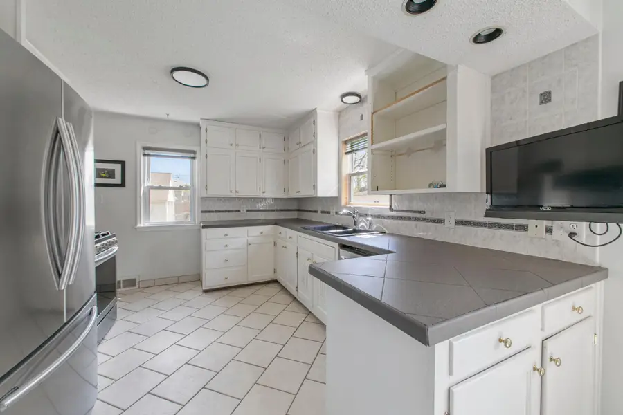 425 9th Avenue S, South Saint Paul, MN 55075 - #2