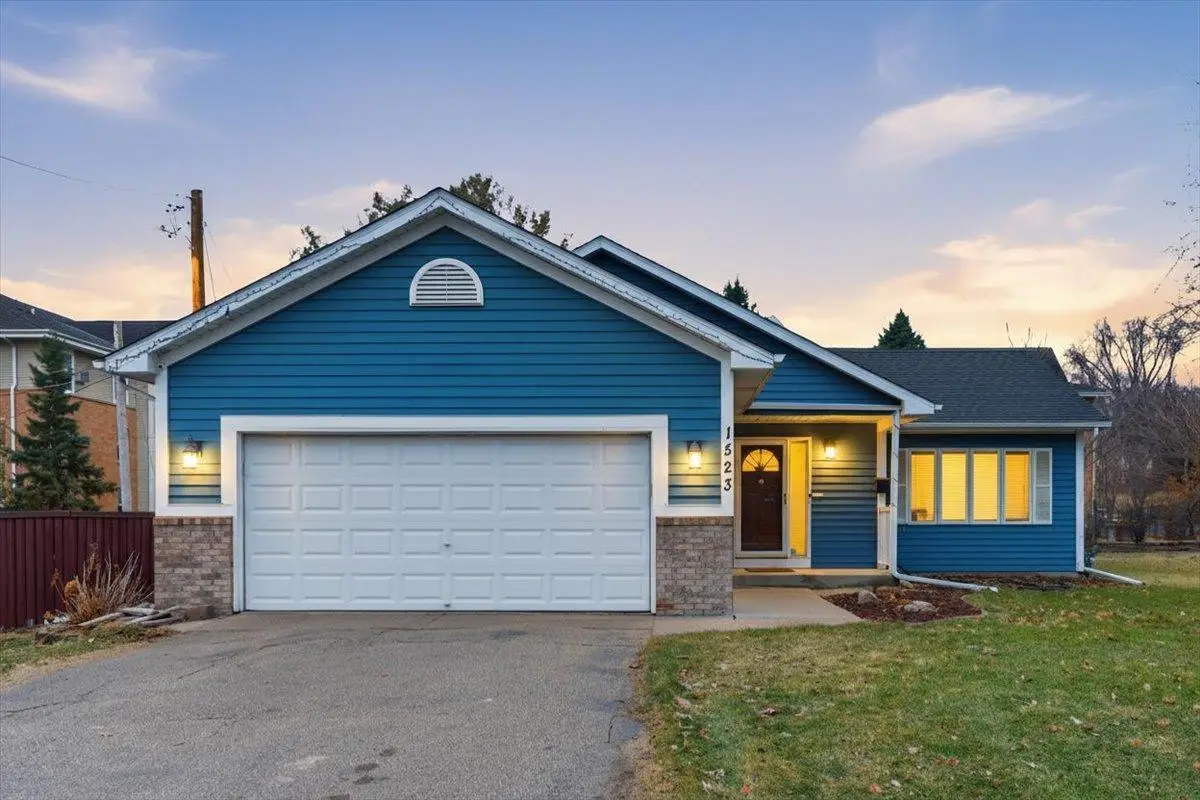 1523 4th Street N, South Saint Paul, MN 55075 - #1