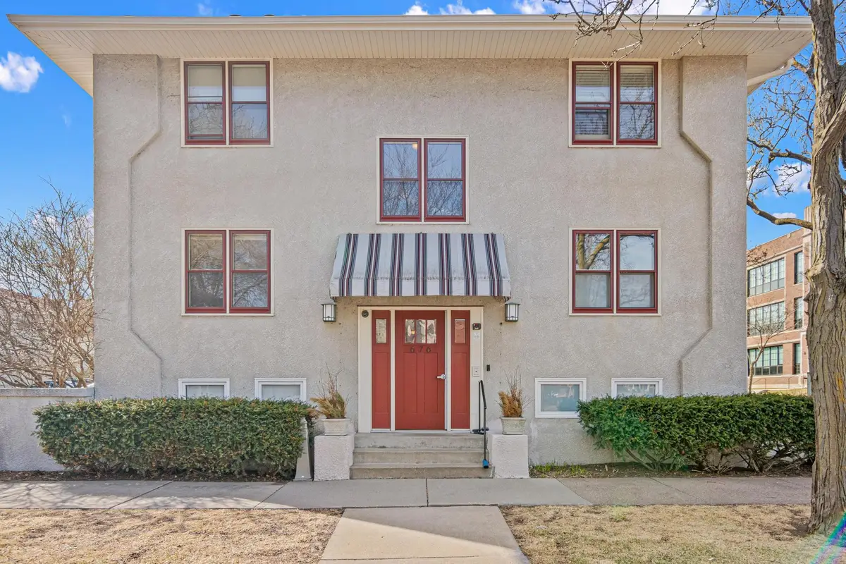 676 Ashland Avenue #1, Saint Paul, MN 55104 - #1