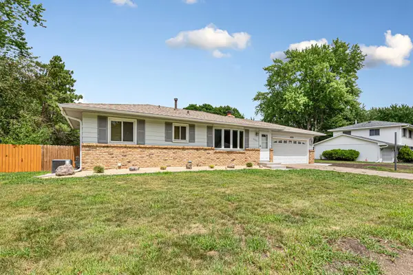 2033 Bluestone Lane, Eagan, MN 55122