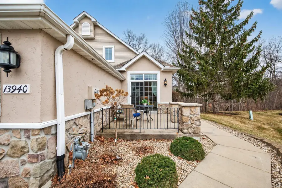 13940 Shoreside Court, Savage, MN 55378 - #2