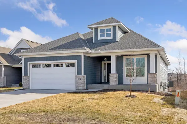 4742 Lawndale Court N, Minneapolis, MN 55446