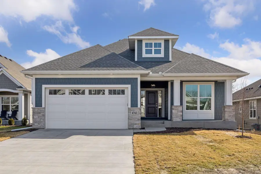 4742 Lawndale Court N, Minneapolis, MN 55446 - #3