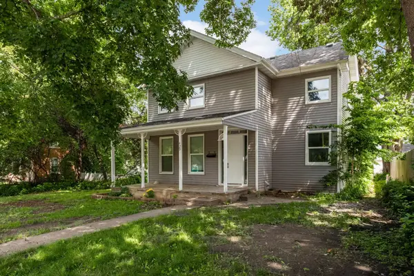 429 2nd Avenue E, Shakopee, MN 55379