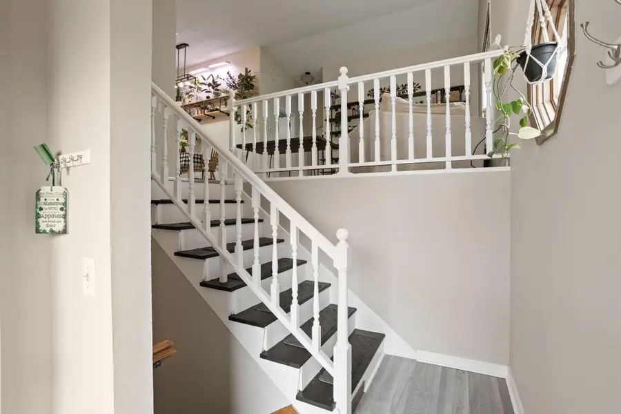 4404 Cinnamon Ridge Trail, Eagan, MN 55122 - #3