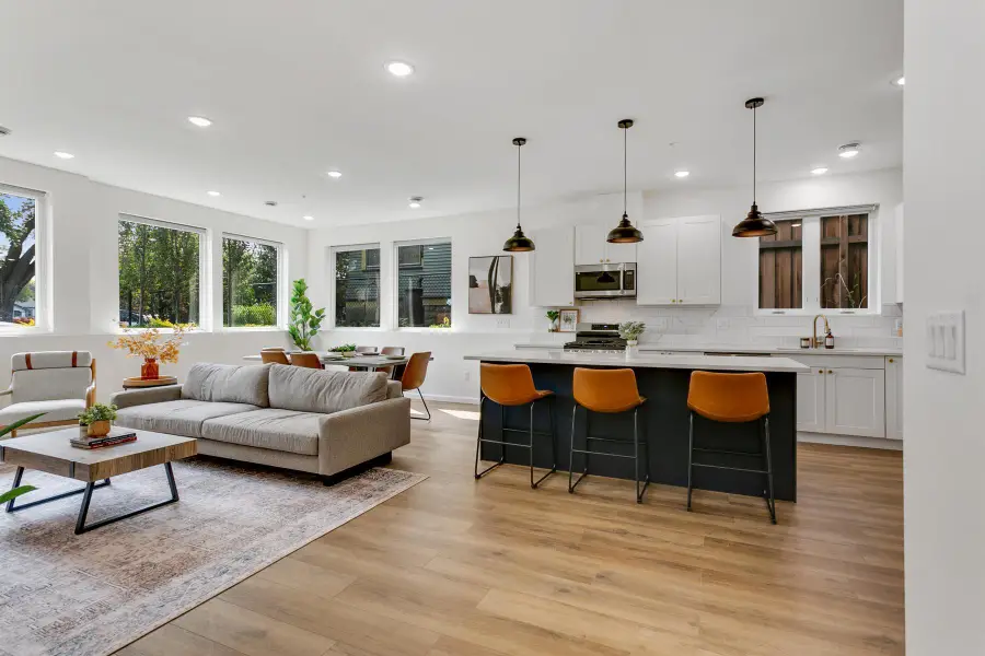 3310 Lyndale Avenue S, Minneapolis, MN 55408 - #2