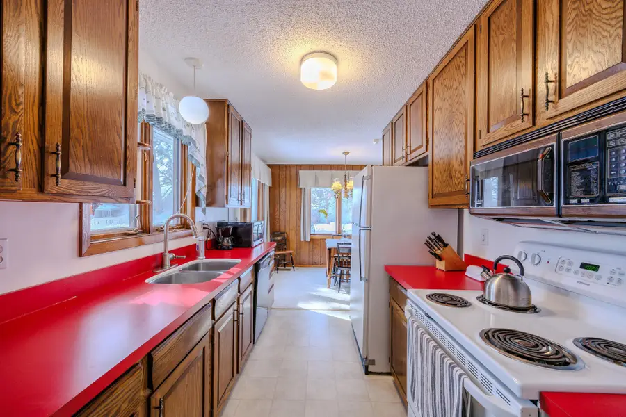 1804 Delton Avenue Nw, Bemidji, MN 56601 - #3