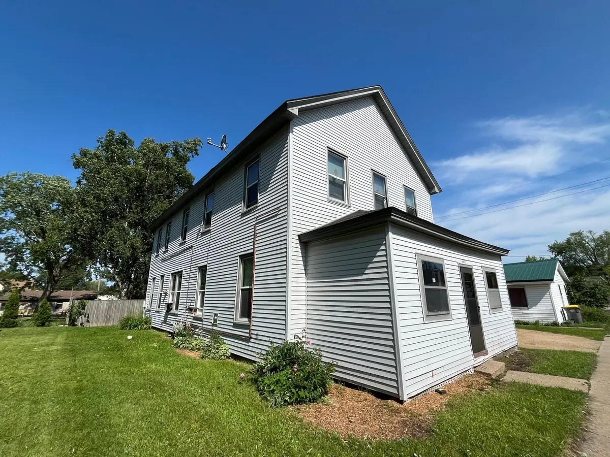 1040 7th Avenue, Baldwin, WI 54002 - #1