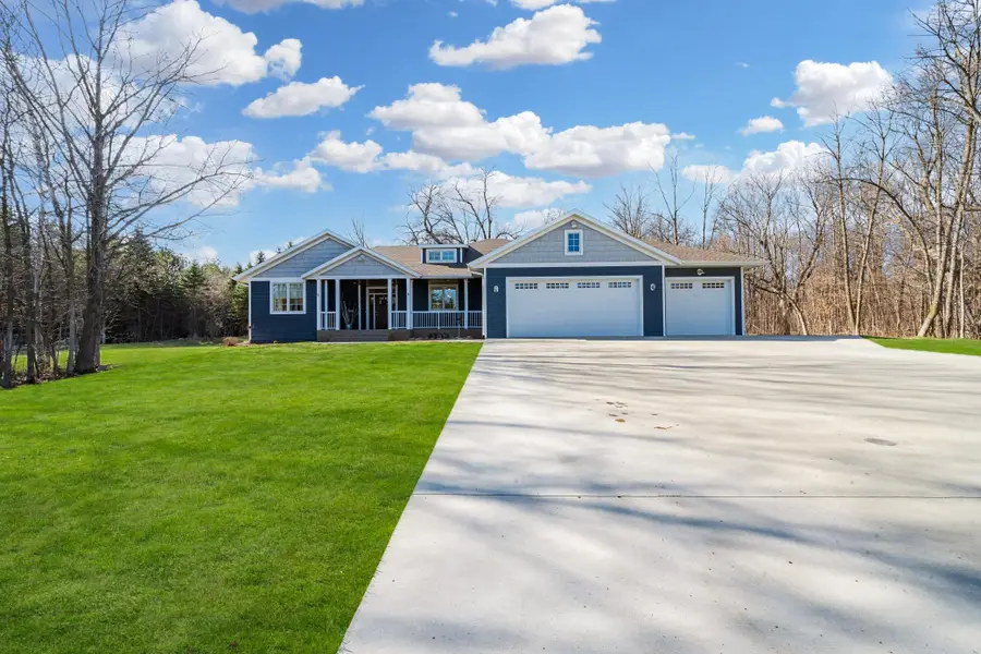 5201 Colonial Court Ne, Alexandria, MN 56308 - #2